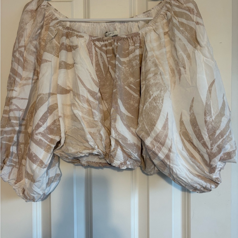 Women's Beige Patterned Top